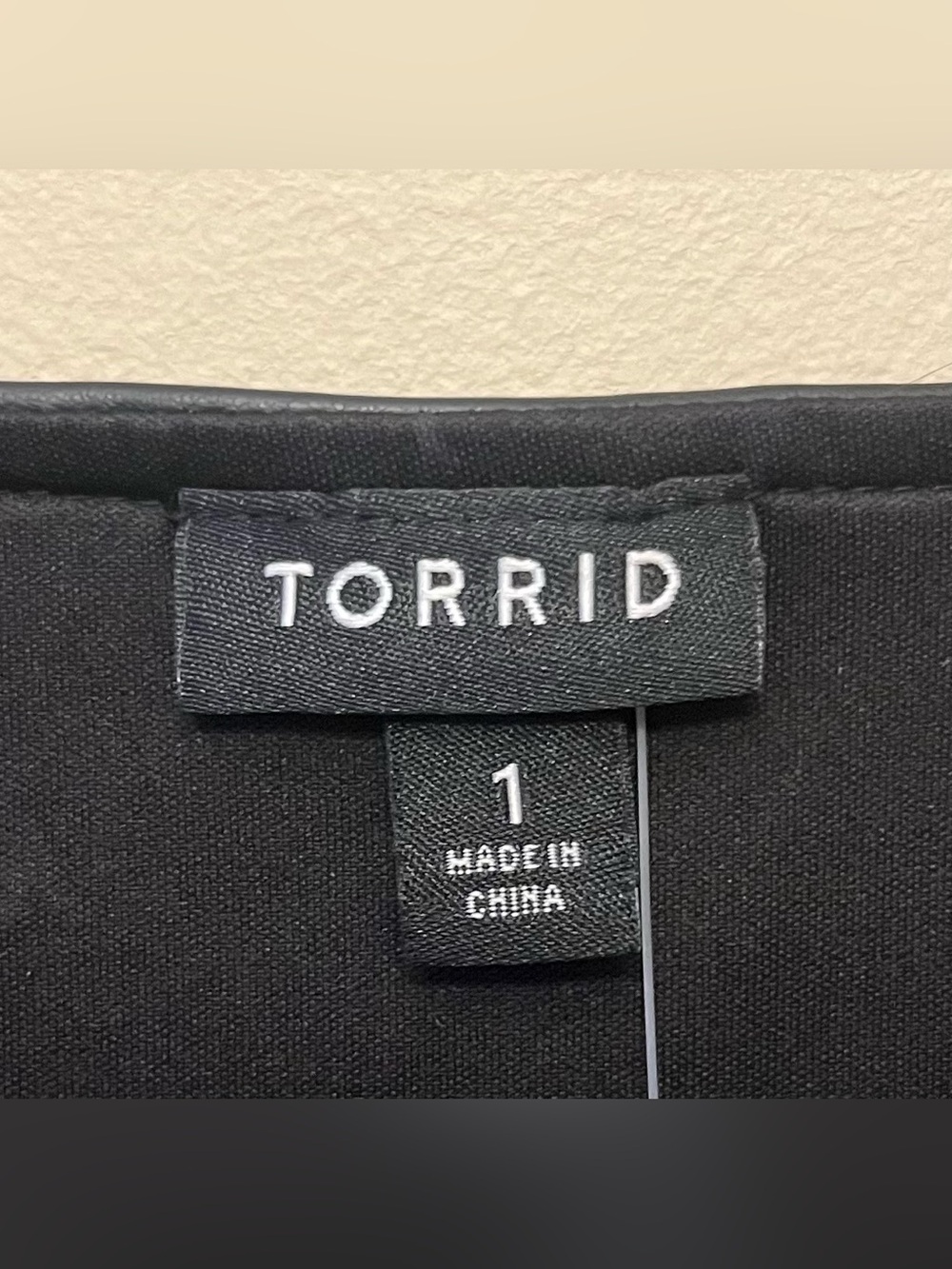 NWT Torrid Faux Leather Sleeveless Peplum Top Women's Size 1X 14-16 Black - Picture 3 of 6